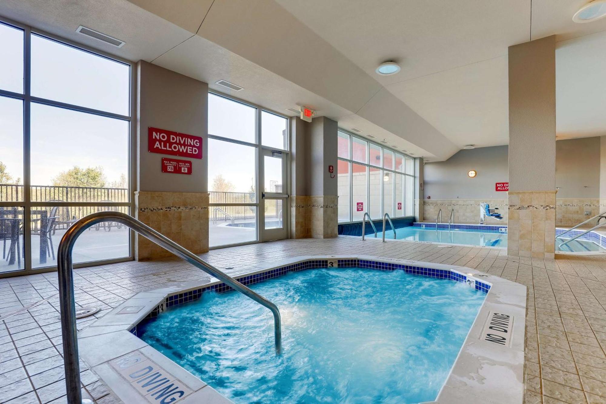 Drury Inn & Suites Independence Kansas City Blue Springs Esterno foto