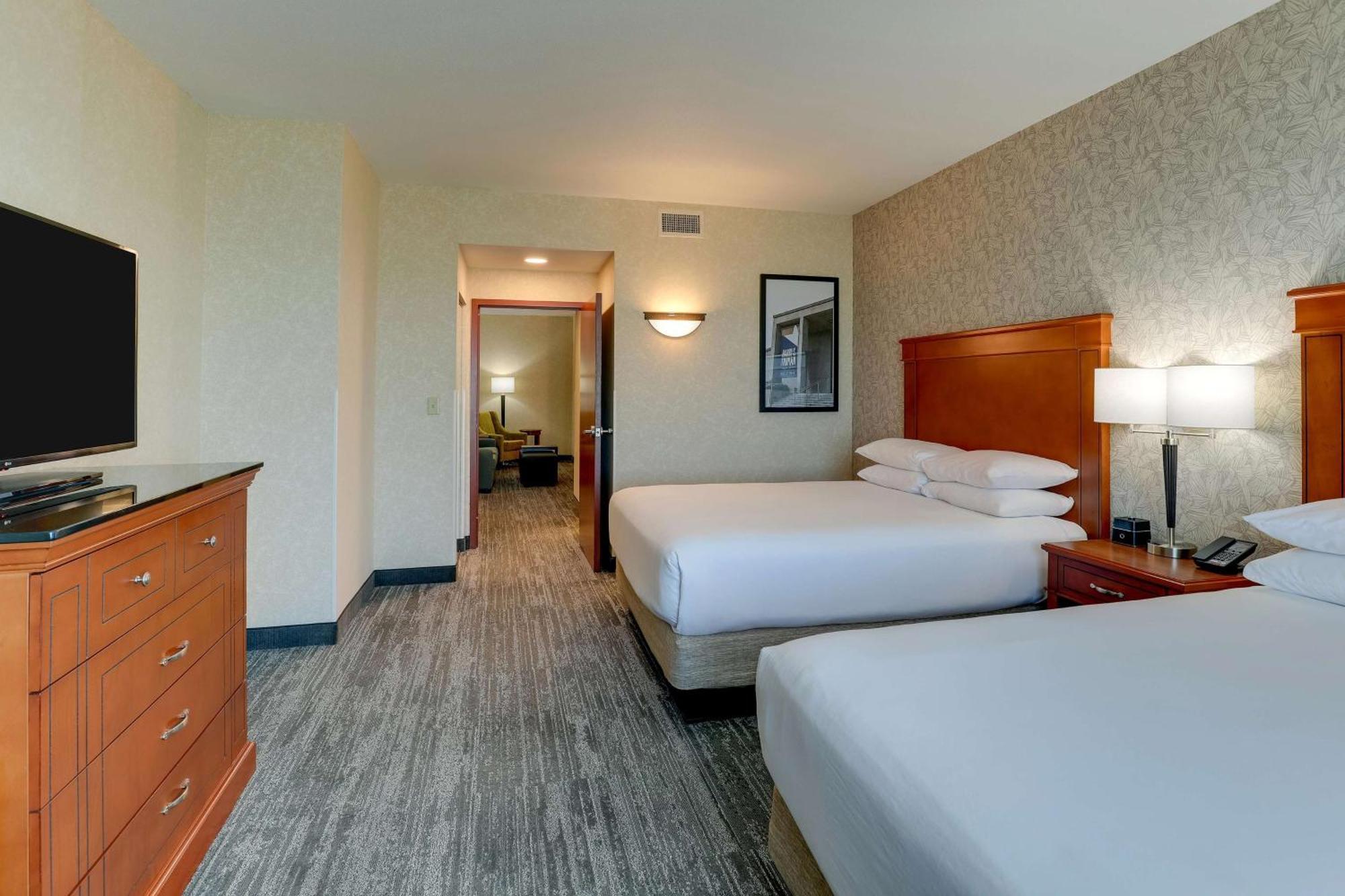 Drury Inn & Suites Independence Kansas City Blue Springs Esterno foto