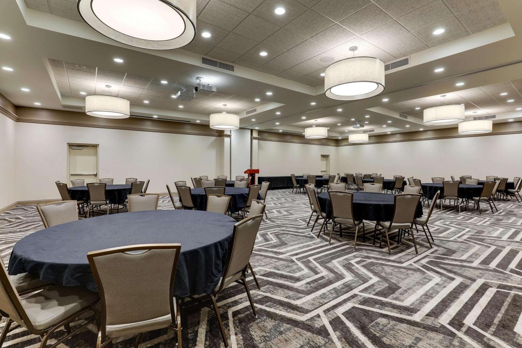 Drury Inn & Suites Independence Kansas City Blue Springs Esterno foto